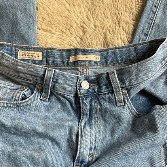 Levi’s Baggy Dad Jean - Picture 8 of 8